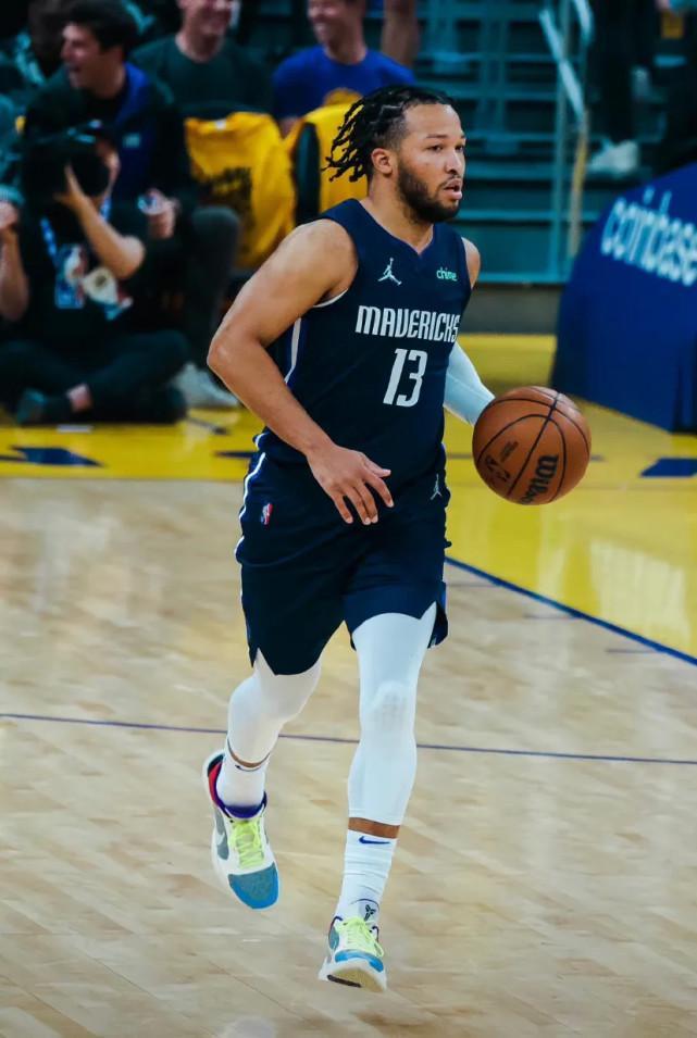 体育2022年03月02日《体育新闻》完整版