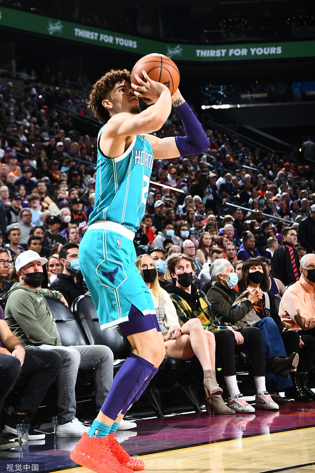 张之臻无缘罗马赛4强 腿部受伤不知会否影响法网