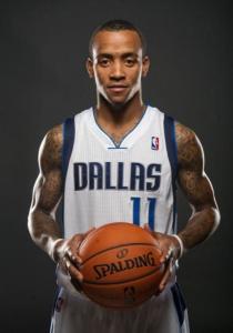 特维斯率塔列雷斯对阵博卡，赛后收到博卡赠送的纪念球衣